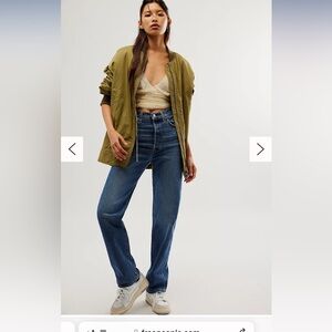 Levi’s Ribcage Straight Jeans